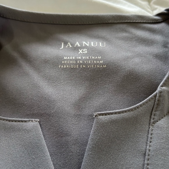 Jaanuu scrub set, xsp joggers and xs petite top. - Picture 2 of 5